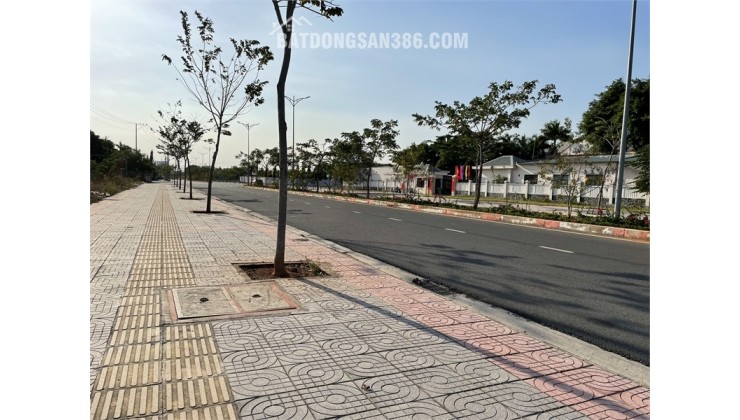 (Chính chủ) Cần bán gấp đất mặt tiền đường Trường Chinh (đường 81)
